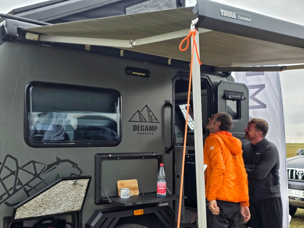 Decamp Cross X3 mit Kunden